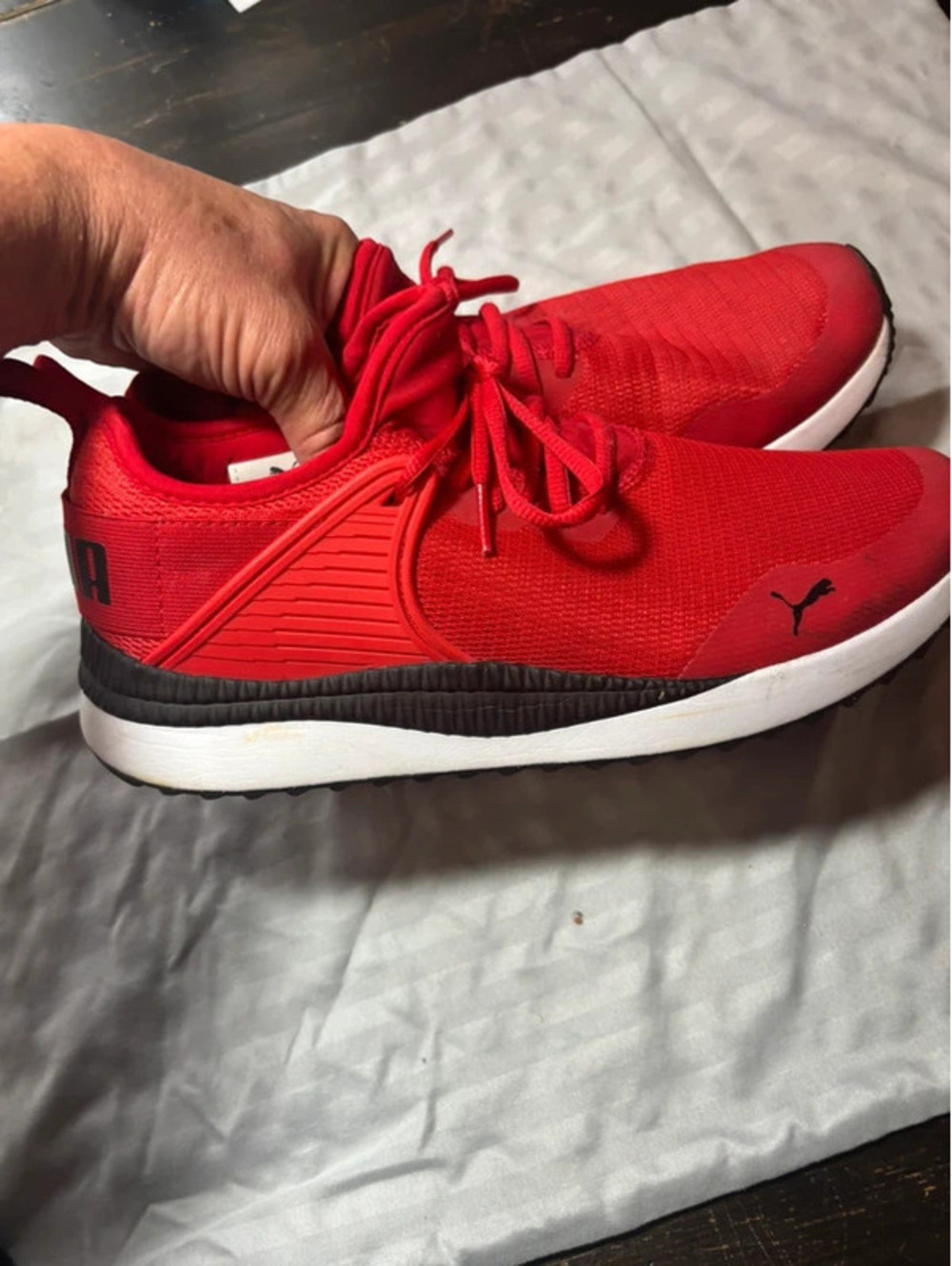 PUMA Mega NRGY Men’s Running Shoes Size 9.5 Red Black White Sneakers